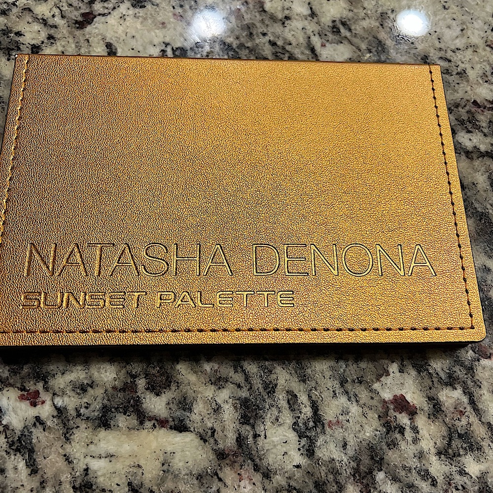 Natasha Denona Sunset eyeshadow palette